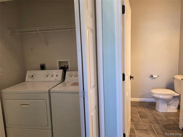 8130 Autumn Woods Trail, Ypsilanti, MI 48198