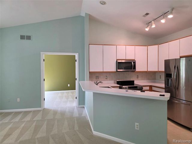 8130 Autumn Woods Trail, Ypsilanti, MI 48198