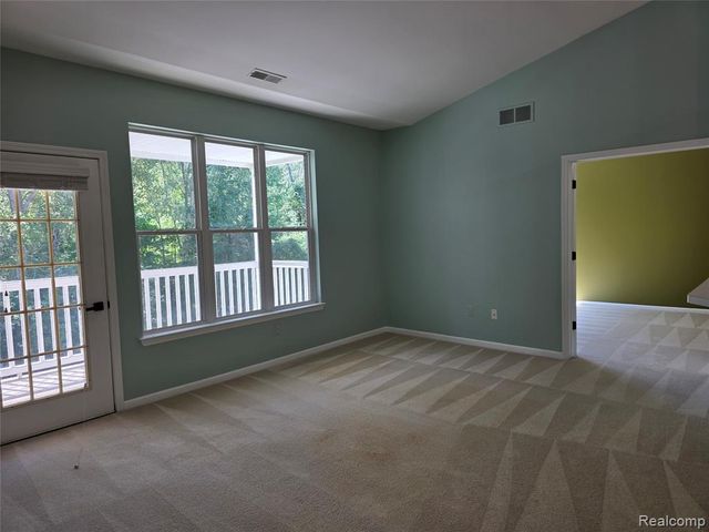 8130 Autumn Woods Trail, Ypsilanti, MI 48198