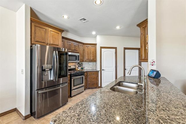 1330 NW 17th Street, Newcastle, OK 73065