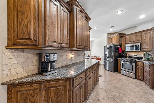 1330 NW 17th Street, Newcastle, OK 73065