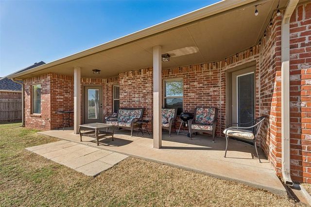 1330 NW 17th Street, Newcastle, OK 73065