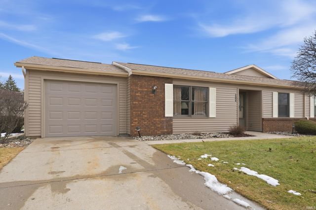 1554 E Kammerer Road, Kendallville, IN 46755