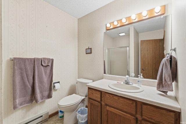 1554 E Kammerer Road, Kendallville, IN 46755