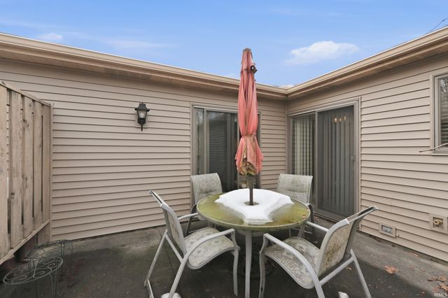 1554 E Kammerer Road, Kendallville, IN 46755