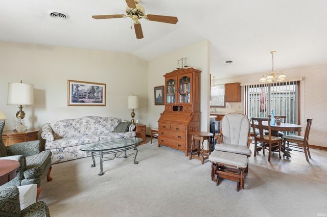 1554 E Kammerer Road, Kendallville, IN 46755