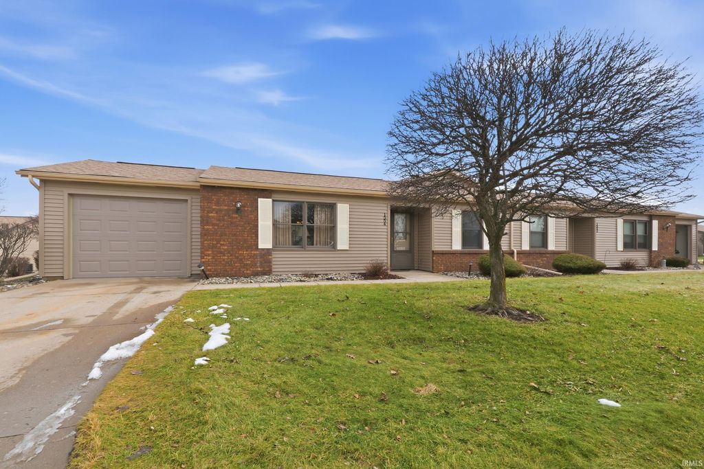 1554 E Kammerer Road, Kendallville, IN 46755