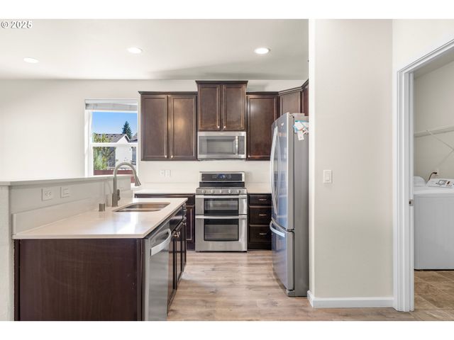 9203 Ne 165TH Ave, Vancouver, WA 98682