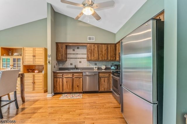 6 Wood Duck Ct, Allamuchy Twp., NJ 07840