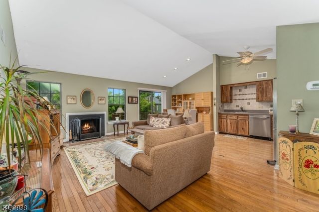 6 Wood Duck Ct, Allamuchy Twp., NJ 07840