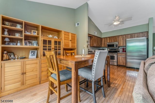 6 Wood Duck Ct, Allamuchy Twp., NJ 07840