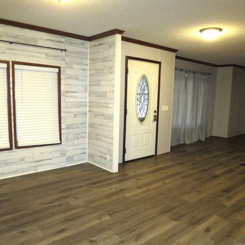 3692 Joanett Road, Redfield, AR 72132