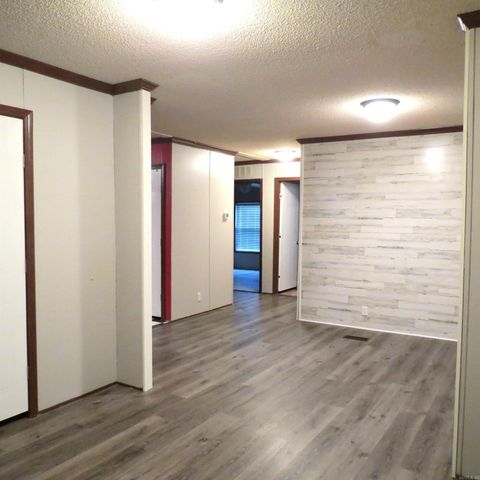 3692 Joanett Road, Redfield, AR 72132