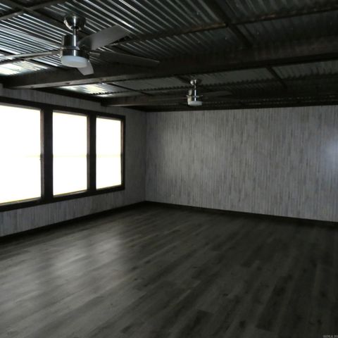 3692 Joanett Road, Redfield, AR 72132