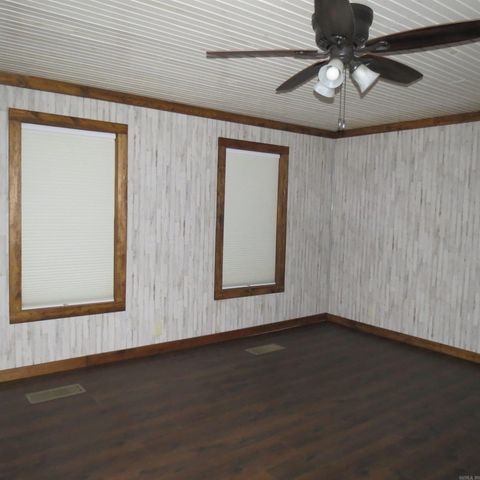 3692 Joanett Road, Redfield, AR 72132