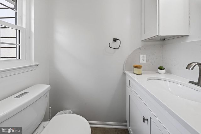 4123 WEEPING WILLOW CT, Chantilly, VA 20151