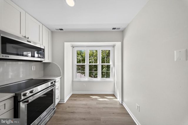 4123 WEEPING WILLOW CT, Chantilly, VA 20151