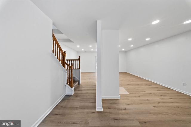 4123 WEEPING WILLOW CT, Chantilly, VA 20151
