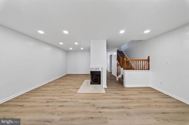 4123 WEEPING WILLOW CT, Chantilly, VA 20151