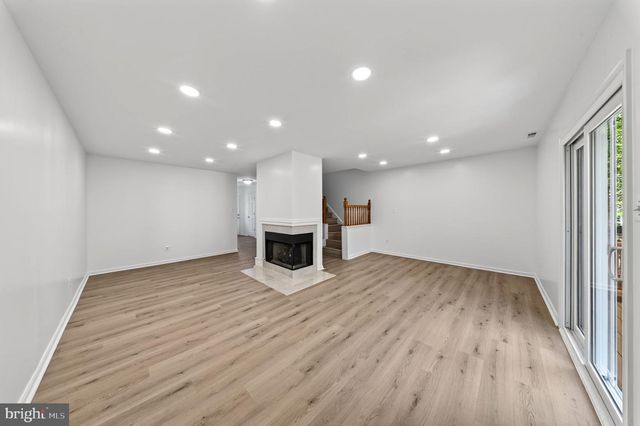 4123 WEEPING WILLOW CT, Chantilly, VA 20151