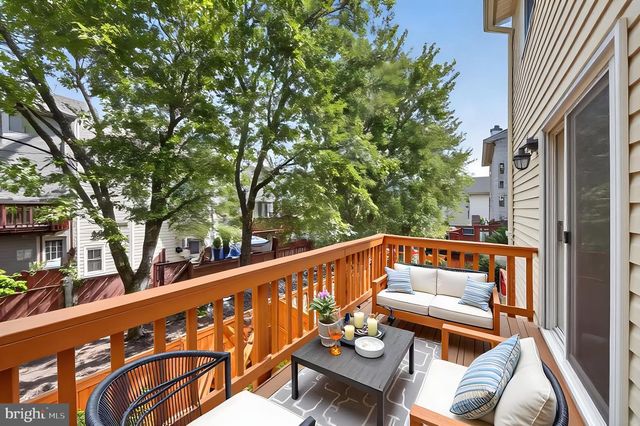 4123 WEEPING WILLOW CT, Chantilly, VA 20151