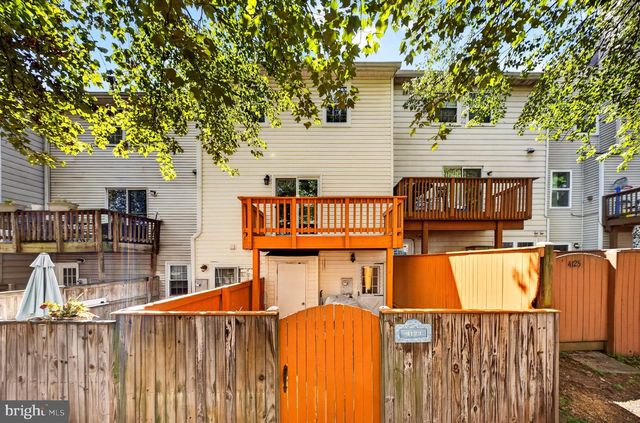 4123 WEEPING WILLOW CT, Chantilly, VA 20151