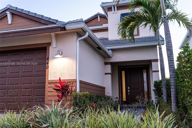 449 SE Fascino Circle, Port St. Lucie, Port St Lucie, FL 34984