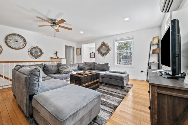 17 Wakefield Road, Brownfield, ME 04010