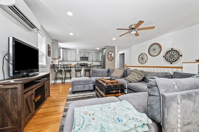 17 Wakefield Road, Brownfield, ME 04010