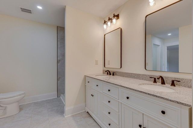 1041 Motlow School Road, Campobello, SC 29322