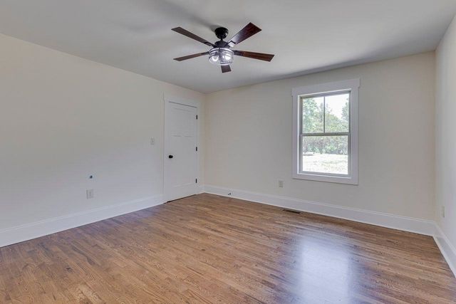 1041 Motlow School Road, Campobello, SC 29322