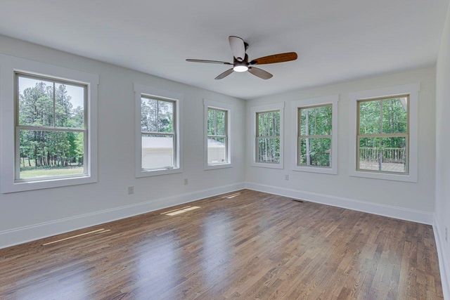 1041 Motlow School Road, Campobello, SC 29322