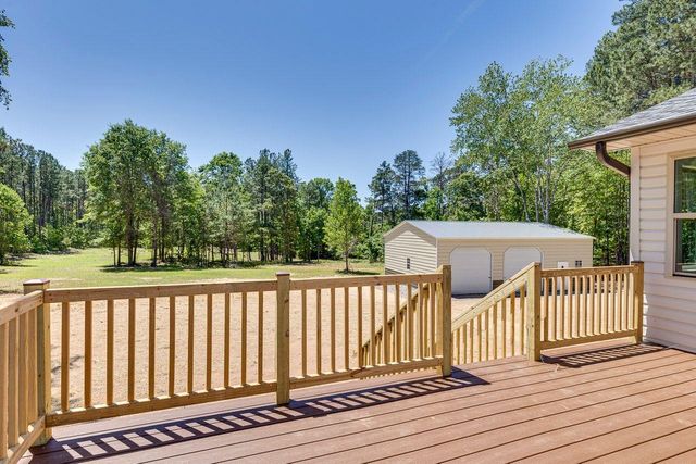 1041 Motlow School Road, Campobello, SC 29322