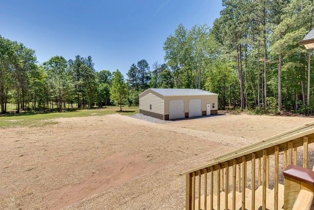 1041 Motlow School Road, Campobello, SC 29322