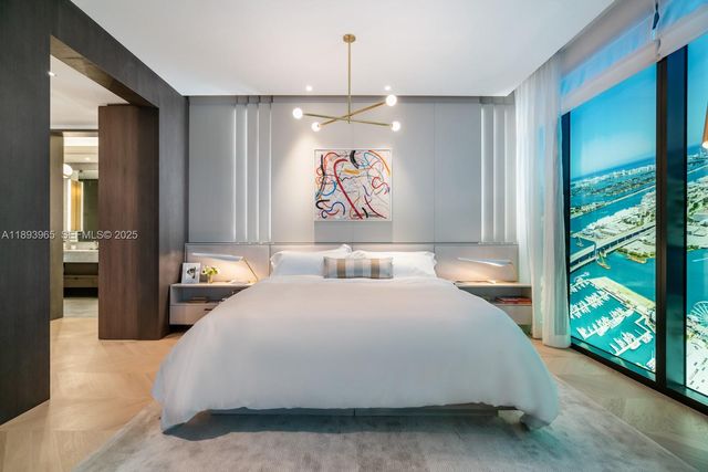 300 N Biscayne Boulevard 7803, Miami, FL 33132