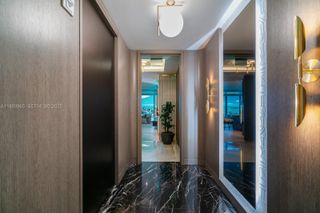 300 N Biscayne Boulevard 7803, Miami, FL 33132
