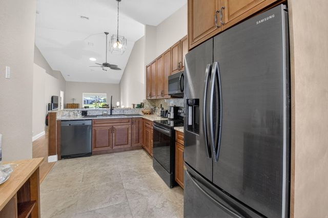 6112 Caladium Road, Delray Beach, FL 33484