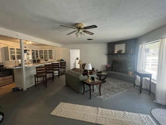 1505 Grove Drive, West Tawakoni, TX 75474