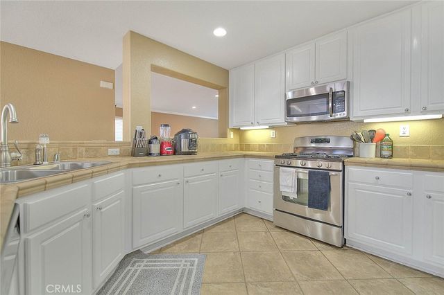 14776 Shetland Court, Victorville, CA 92394