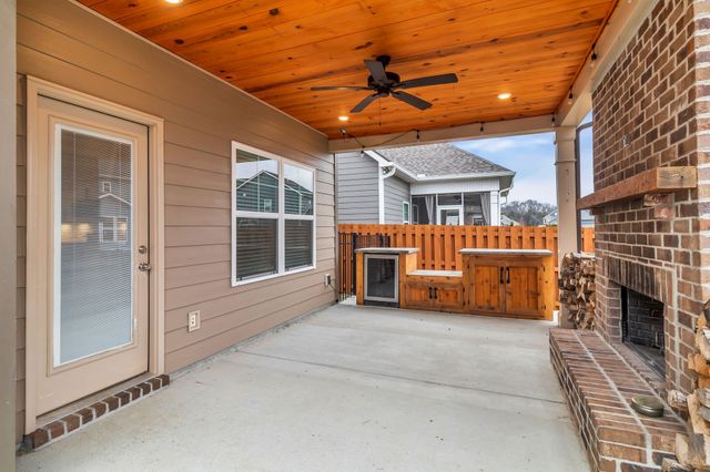 1455 Cotillion Dr, Murfreesboro, TN 37128