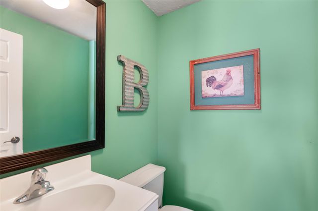 1300 Smith Road, Huffman, TX 77336