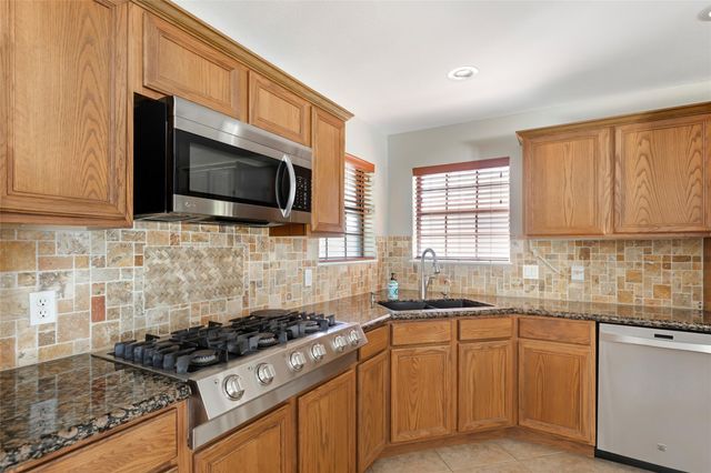 1300 Smith Road, Huffman, TX 77336