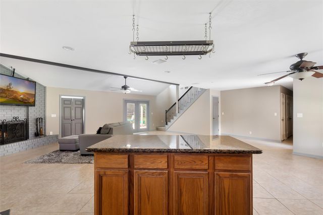 1300 Smith Road, Huffman, TX 77336