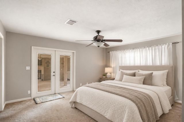 1300 Smith Road, Huffman, TX 77336