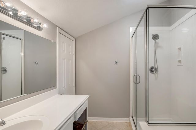 1300 Smith Road, Huffman, TX 77336