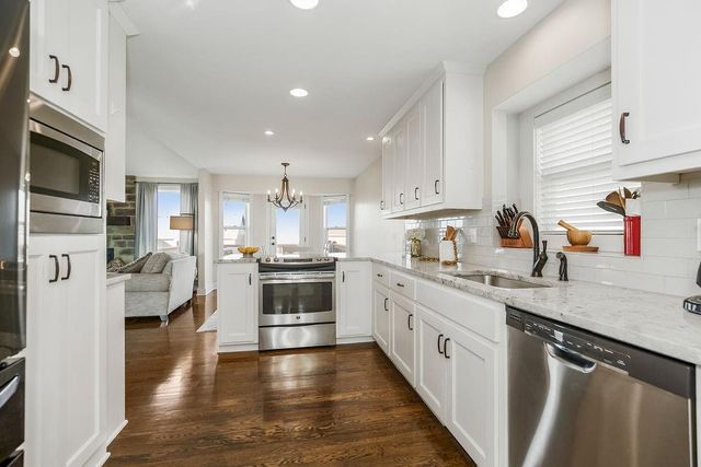 507 Tall Grass Drive, Pleasant Hill, MO 64080