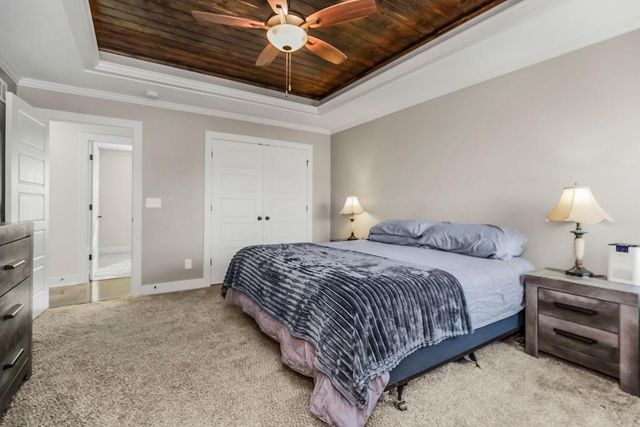 507 Tall Grass Drive, Pleasant Hill, MO 64080