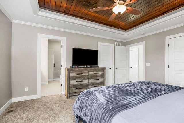 507 Tall Grass Drive, Pleasant Hill, MO 64080