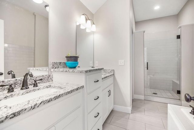 507 Tall Grass Drive, Pleasant Hill, MO 64080