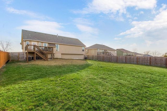 507 Tall Grass Drive, Pleasant Hill, MO 64080